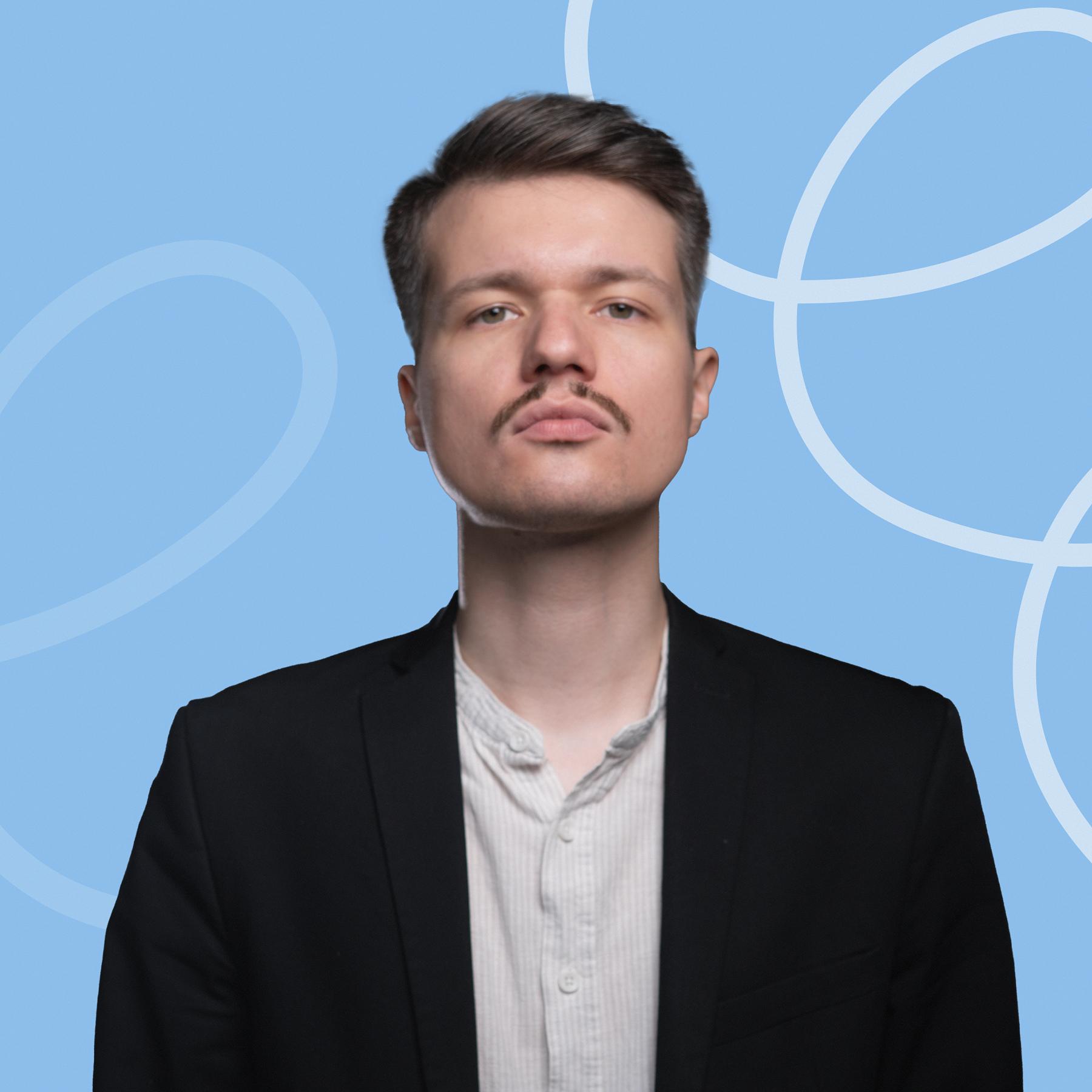 Аркадий Романов