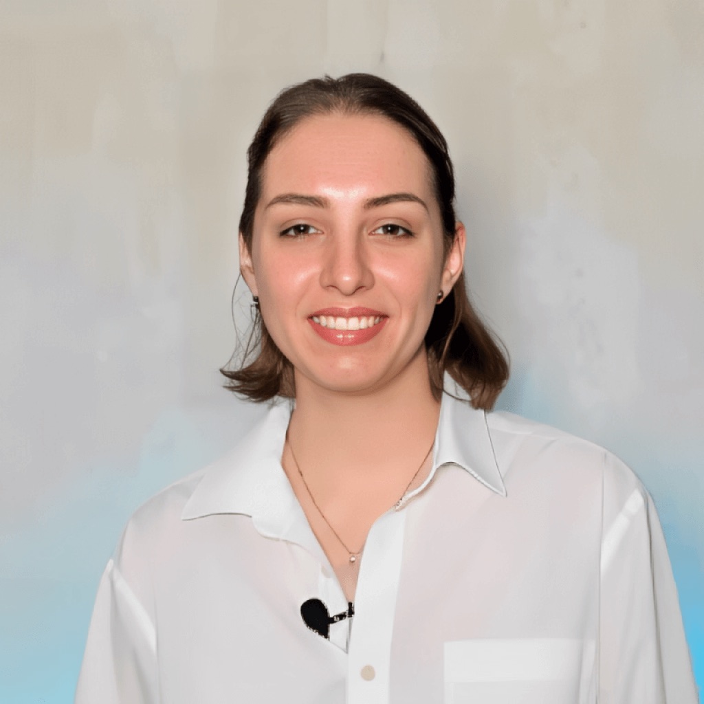 Полина Нягулова